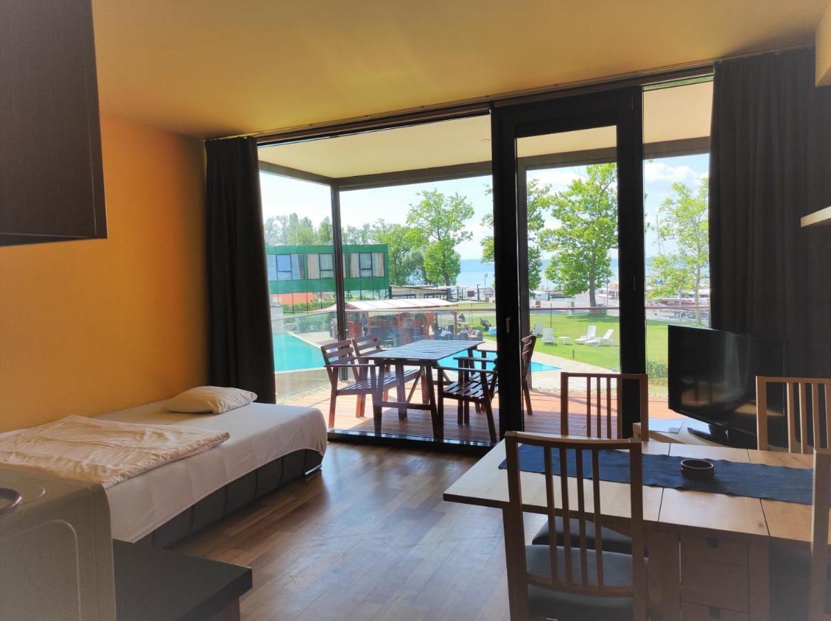 Soleil Apartmanok Balatonlelle Eksteriør billede
