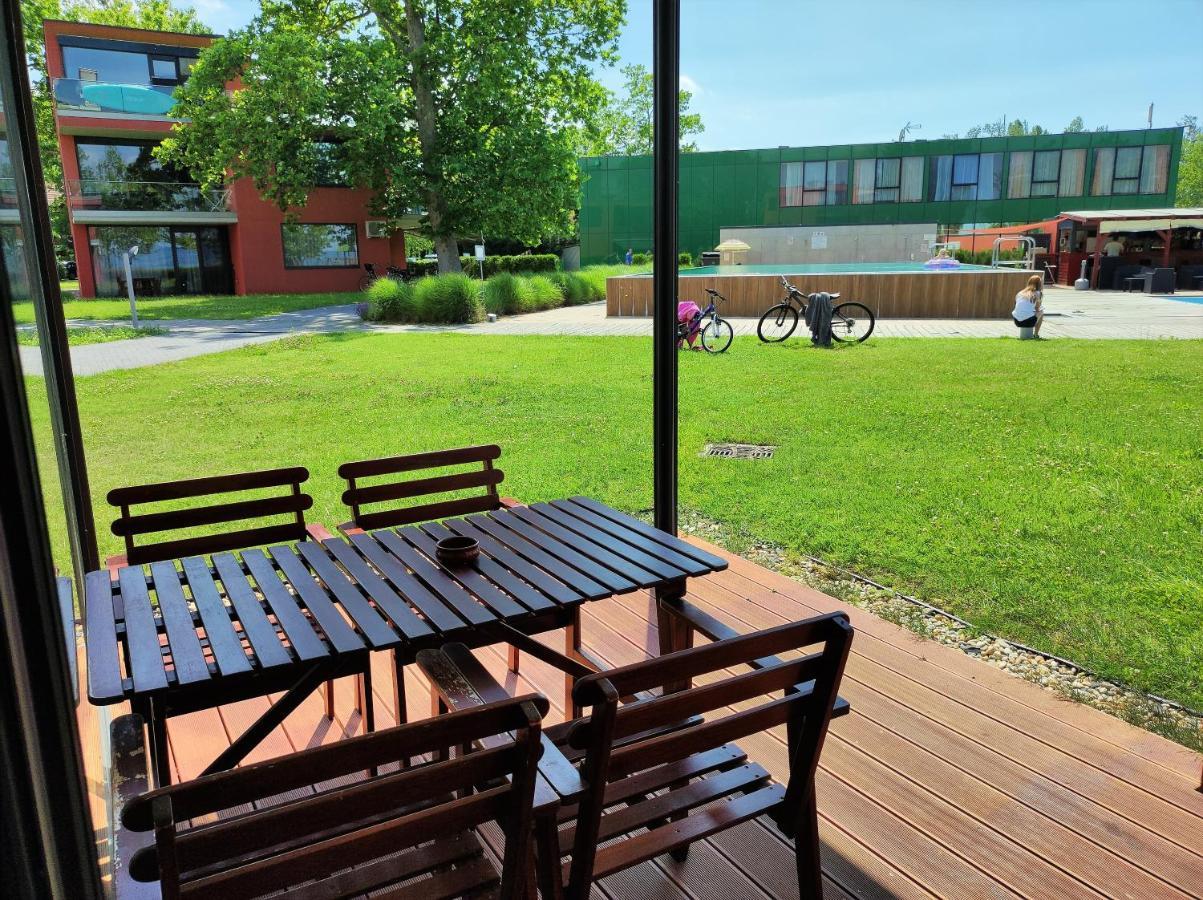 Soleil Apartmanok Balatonlelle Eksteriør billede
